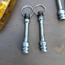 2 portachiavi a gas AK-47