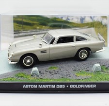 Modellini auto dei film 007