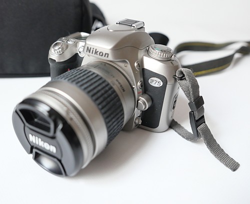 Nikon f75 argentique - argentique, +