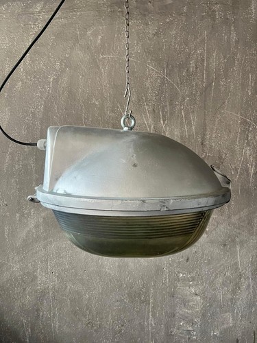Grande lampada fabbrica - lampada,