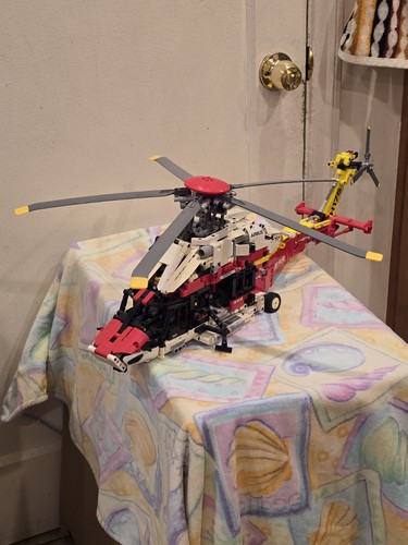 Lego technic airbus - airbus, h175