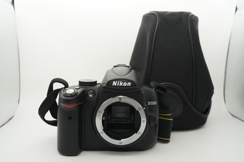 Nikon d5000 mp - 12,3,