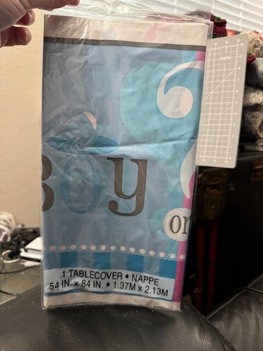 Ragazzo ragazza copritavolo - o, ragazza?