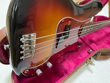 Basso di precisione Fender