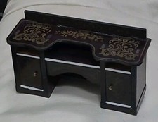 Scrivania casa delle bambole