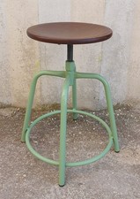 SGABELLO CON ALTEZZA REGOLABILE