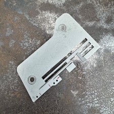 JUKI Piastra ad ago Serger per