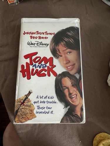 1996 disney tom huck - huck, vhs
