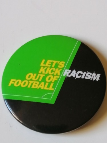 Spilla ultras not - ultras, racism