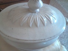 ZUPPIERA  DEL 700' PROBABILE CERAMICA SASSUOLO