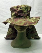 CAPPELLO BERRETTO A FALDE LARGHE VEGETATO MILITARE IN GORETEX  TAGLIA 57