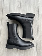 Stivaletti chelsea donna Zara