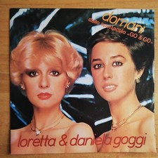 Loretta e Daniela Goggi. Domani. Il Professore. 45 Giri Nuovo. Anno 1977.