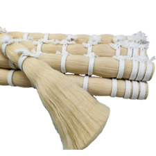 2000g Peli di Cavallo Bianco