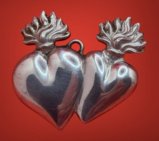 Ex vote metal bathroom silver