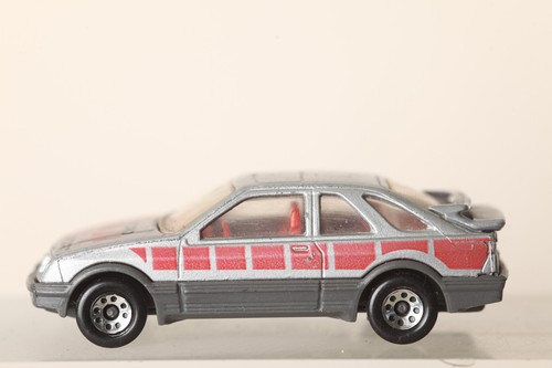 Matchbox ford sierra xr4 - matchbox, 1:58