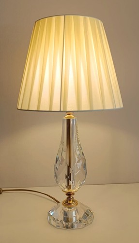 Lampada comodino elegante - lampada,