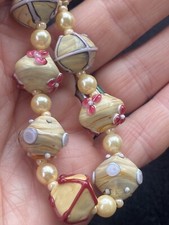 Collana di perle ferite in vetro lavorato a mano unica vintage con perline semi