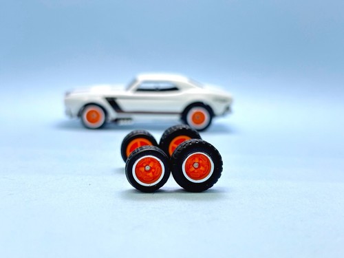 R481 hotwheels real - 1/64,