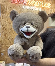 Orso pupazzo ventriloquo