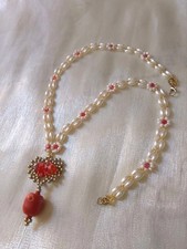 Collana con Ciondolo Corallo Rosso Sacro Cuore Tudor Queen Vintage Retrò Style