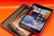 Apple iPad mini 4 4a