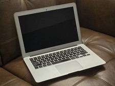 Apple MacBook Air 13” Early