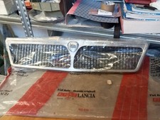 MASCHERINA GRIGLIA CALANDRA