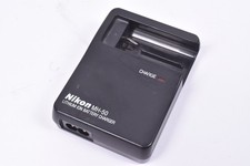 Nikon MH-50 Caricabatteria -