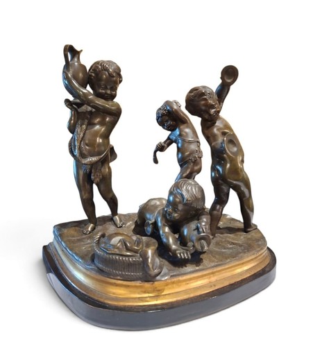 Gruppo bronzo raffigurante - gruppo,
