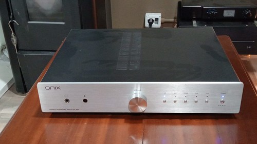 Onix a55 integrated amplifier - a55,