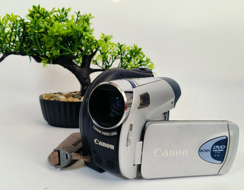 Canon dc301 videocamera dvd - canon,