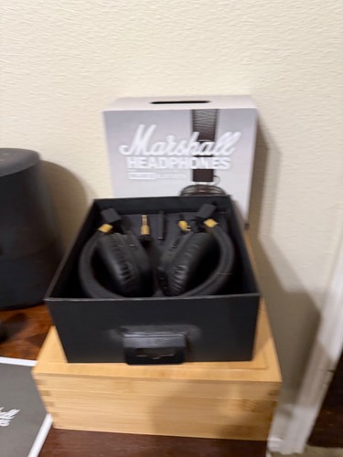 Nuove cuffie bluetooth - nuove,