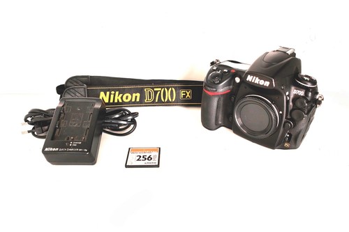 Nikon d700 full frame - d700,