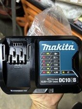caricabatterie makita 10v