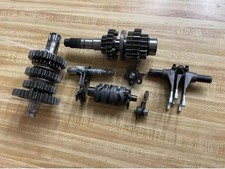 1984 HONDA XL600R Transmission