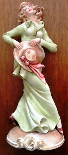 Bruno merli dama - dama, statuetta