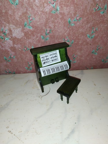 Nostalgia-pianoforte-soggiorno