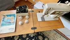 Macchina da cucire SINGER 700