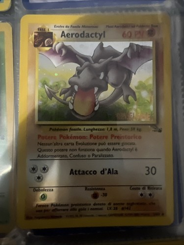 Carta pokemon - carta,