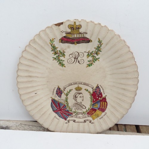 Antico piatto ceramica