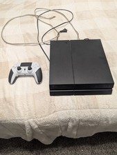 Sony PlayStation 4