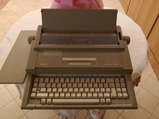 OLIVETTI Macchina da Scrivere