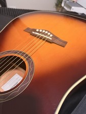 chitarra acustica eko