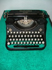 MACCHINA DA SCRIVERE PORTATILE D'EPOCA - ANTICA - MERCEDES MOD. 34 ANNO 1924