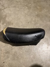 Piaggio SI SELLA ORIGINALE CONSERVATA COMPLETA DI SOTTO SELLA ORIGINALE LEGGI!