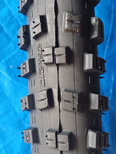 Pneumatico schwalbe tough tom - pneumatico,