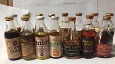 15 mignon di liquore vintage