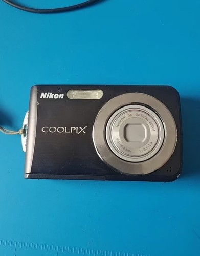 Fotocamera digitale nikon - fotocamera,