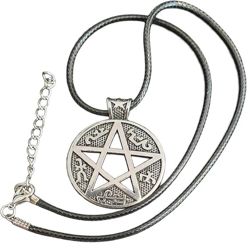Ciondolo pentagramma - , in